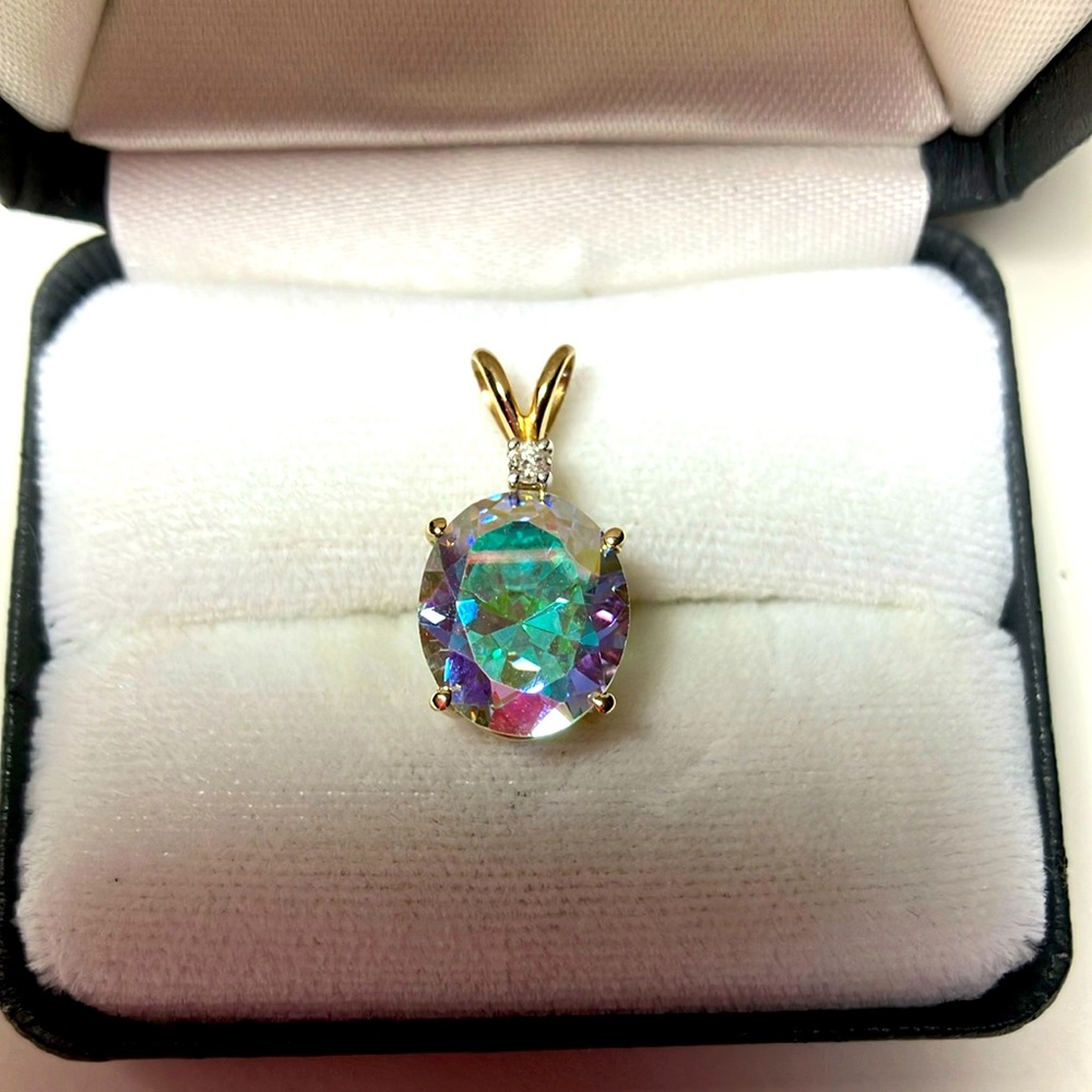Beautiful Rainbow Topaz and and Diamond 14k Gold Pendant